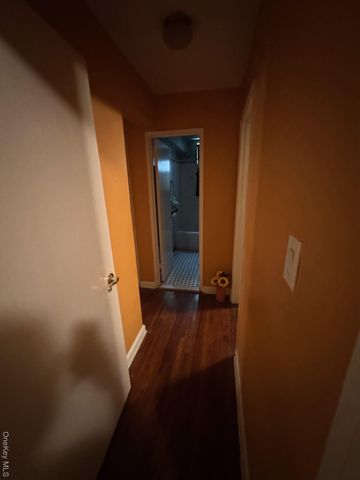 221 McDonald 1G, Brooklyn, NY 11218