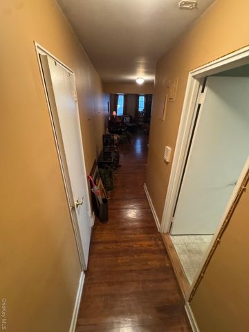 221 McDonald 1G, Brooklyn, NY 11218