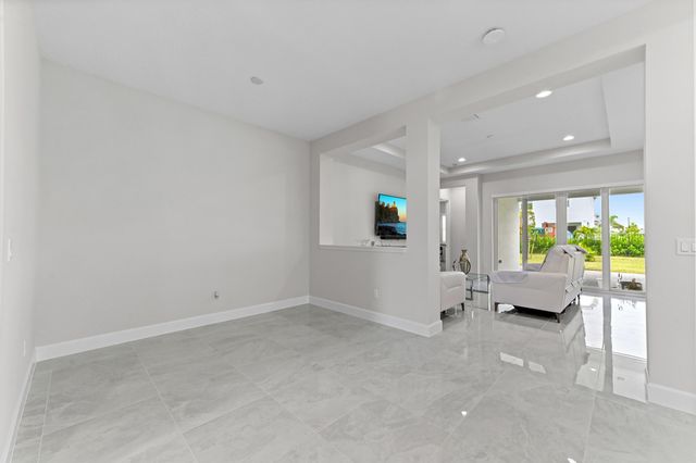 14236 Gray Bark Bend, The Acreage, FL 33470