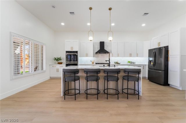 2528 Sunup Drive, Las Vegas, NV 89134