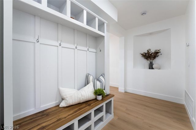 2528 Sunup Drive, Las Vegas, NV 89134