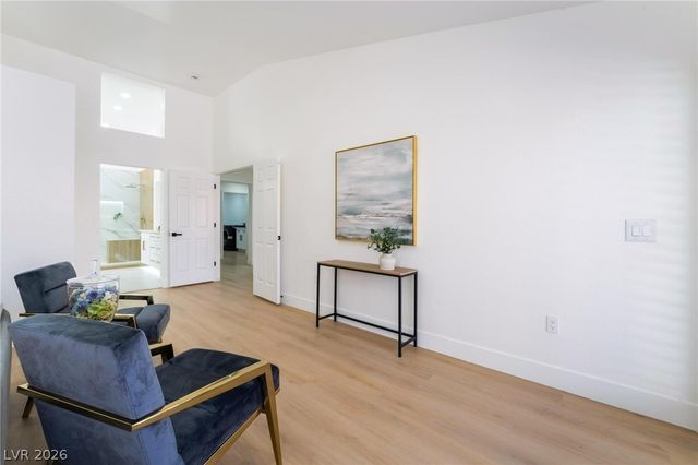 2528 Sunup Drive, Las Vegas, NV 89134