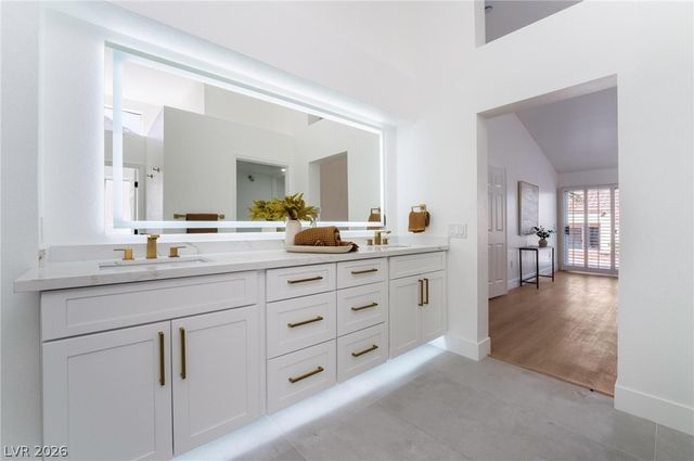 2528 Sunup Drive, Las Vegas, NV 89134