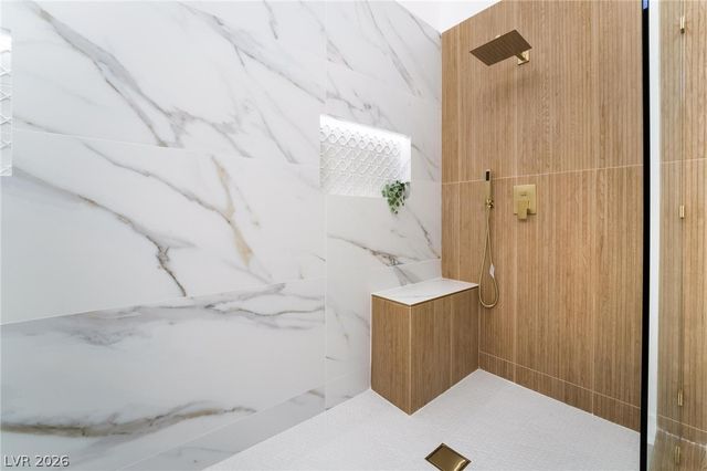 2528 Sunup Drive, Las Vegas, NV 89134