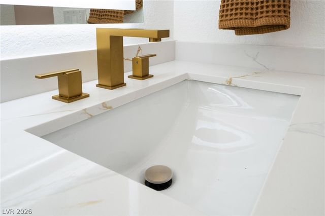 2528 Sunup Drive, Las Vegas, NV 89134