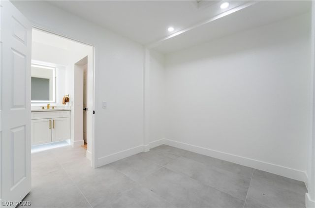 2528 Sunup Drive, Las Vegas, NV 89134