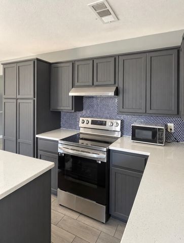 1451 County Road 107, Whitesboro, TX 76273