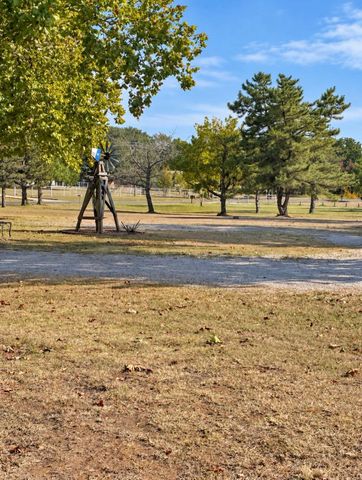 1451 County Road 107, Whitesboro, TX 76273