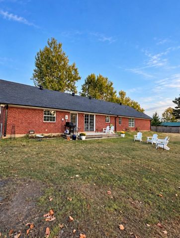 1451 County Road 107, Whitesboro, TX 76273