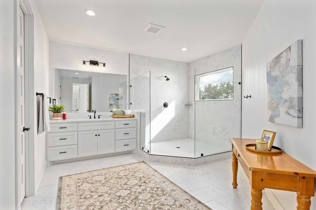 584 Oak Point Dr, May, TX 76857