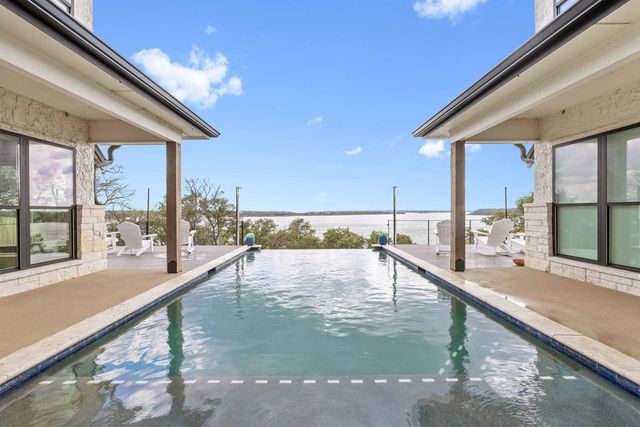 584 Oak Point Dr, May, TX 76857