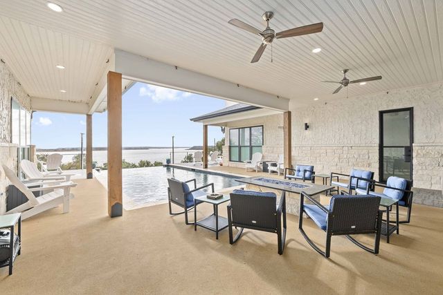 584 Oak Point Dr, May, TX 76857