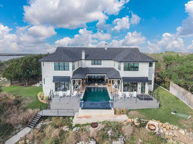 584 Oak Point Dr, May, TX 76857