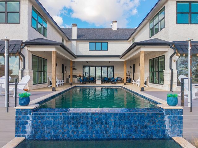 584 Oak Point Dr, May, TX 76857