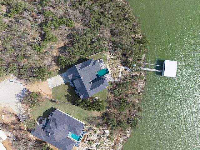 584 Oak Point Dr, May, TX 76857