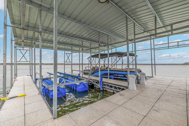 584 Oak Point Dr, May, TX 76857