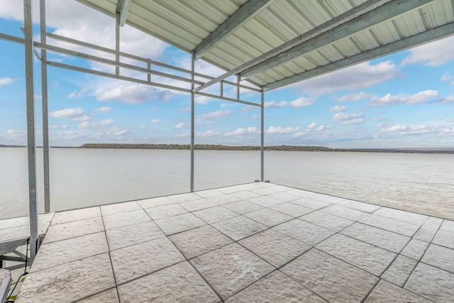 584 Oak Point Dr, May, TX 76857