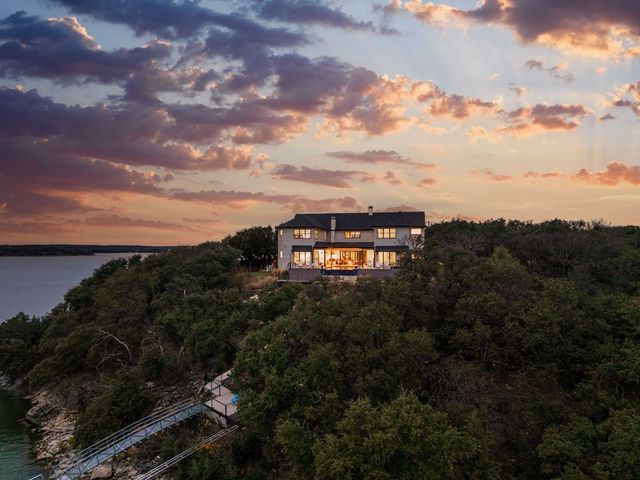 584 Oak Point Dr, May, TX 76857