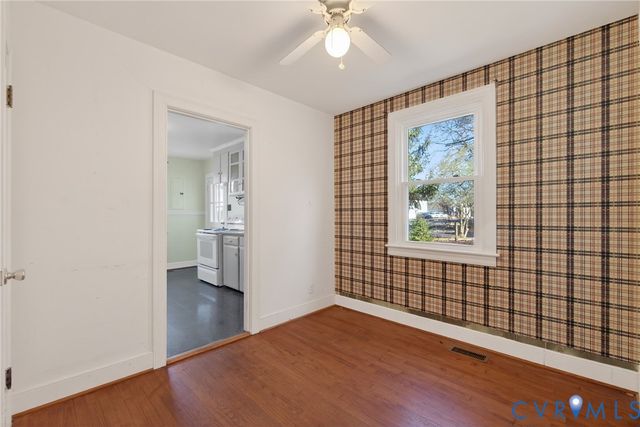 500 Highland Dr, Highland Springs, VA 23075