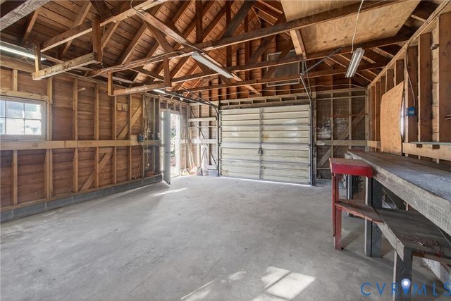 500 Highland Dr, Highland Springs, VA 23075