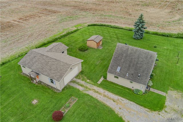 4724 Wilson Burt Road, Wilson, NY 14172