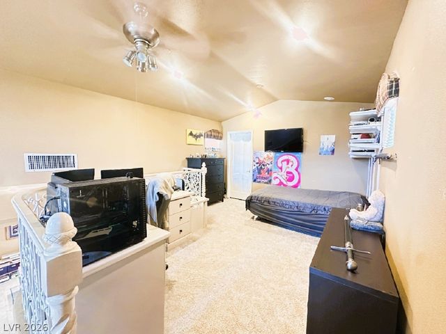 27 Via Paradiso Street, Henderson, NV 89011