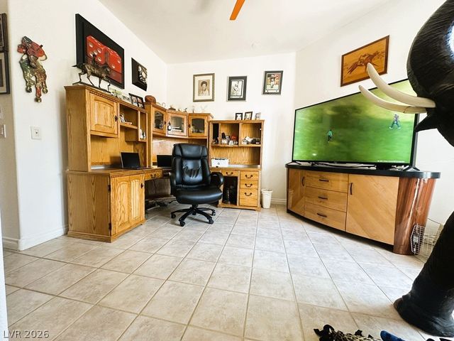 27 Via Paradiso Street, Henderson, NV 89011