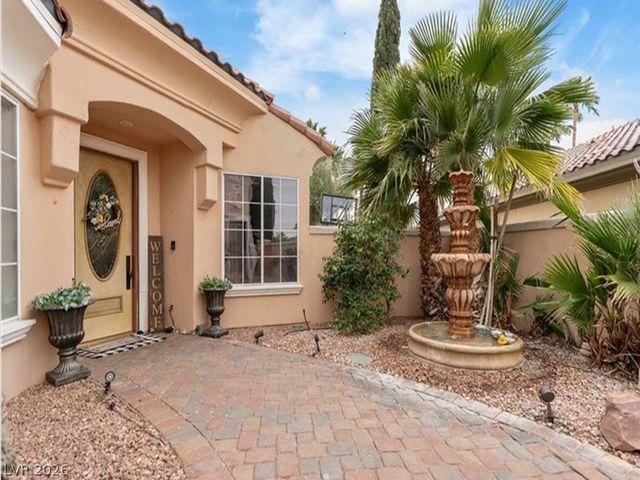 27 Via Paradiso Street, Henderson, NV 89011