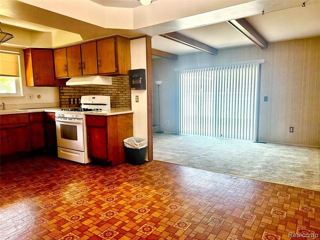 4541 Marlow Drive, Warren, MI 48092