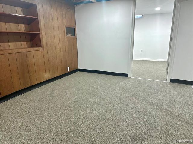 4541 Marlow Drive, Warren, MI 48092