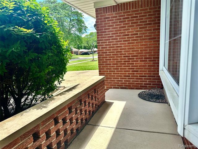 4541 Marlow Drive, Warren, MI 48092