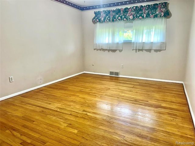 4541 Marlow Drive, Warren, MI 48092