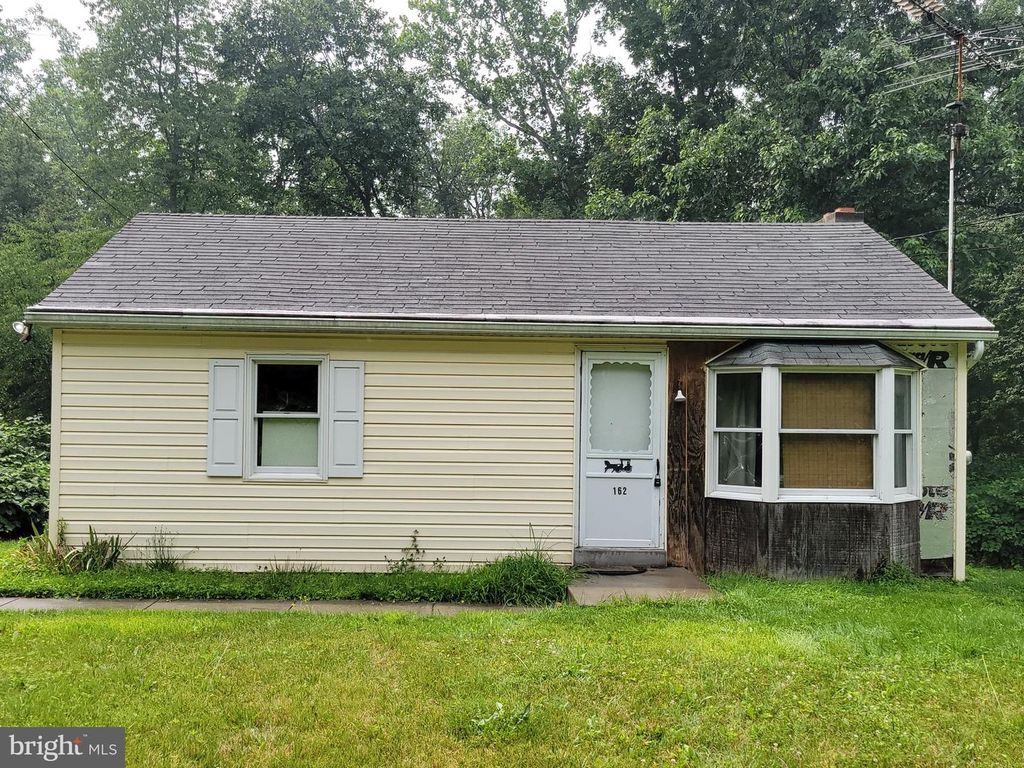162 DALE RD, Barto, PA 19504
