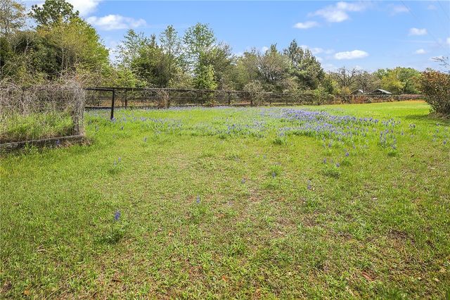 6 Lori Lane, College Station, TX 77845