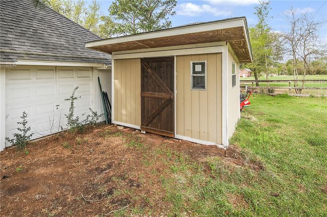 6 Lori Lane, College Station, TX 77845
