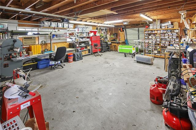 6 Lori Lane, College Station, TX 77845