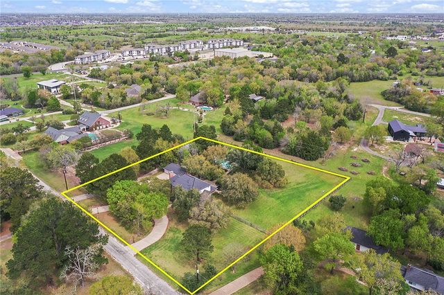 6 Lori Lane, College Station, TX 77845