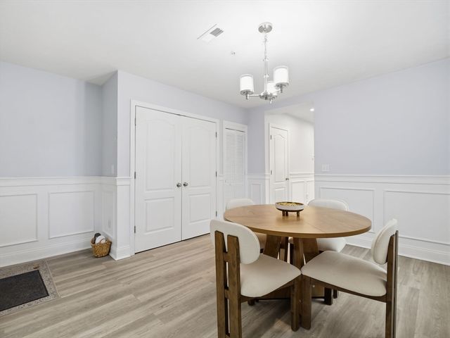 89 West Main 207, Northborough, MA 01532