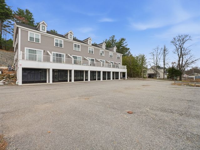 89 West Main 207, Northborough, MA 01532