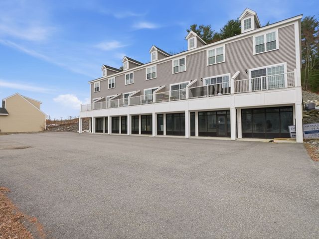 89 West Main 207, Northborough, MA 01532