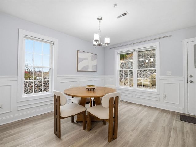 89 West Main 207, Northborough, MA 01532