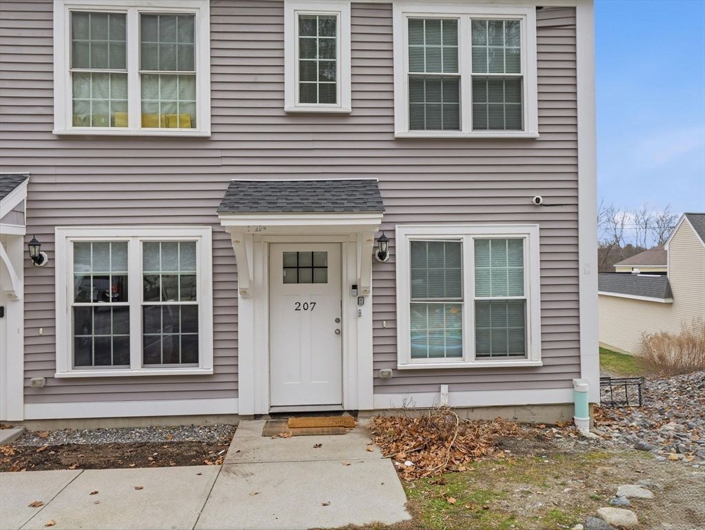 89 West Main 207, Northborough, MA 01532