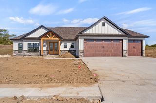 2700 EASLEY CABIN CIR, Columbia, MO 65201