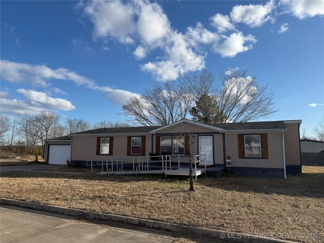 607 Crabapple Court, Muskogee, OK 74403