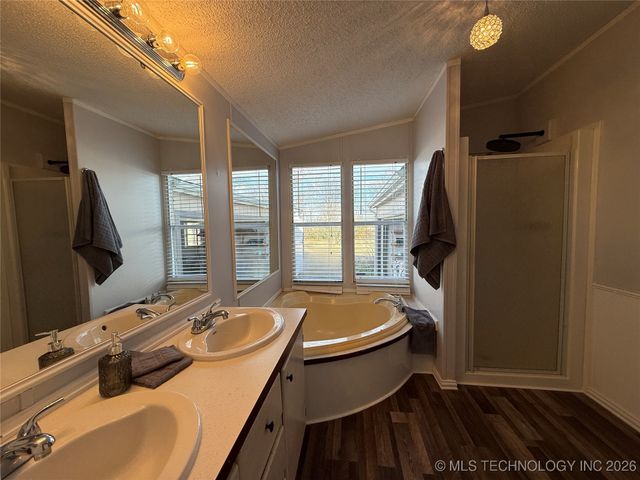 607 Crabapple Court, Muskogee, OK 74403