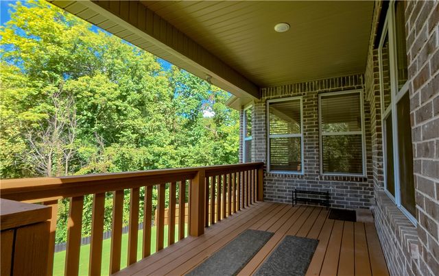 30 Birsay Circle, Bella Vista, AR 72715