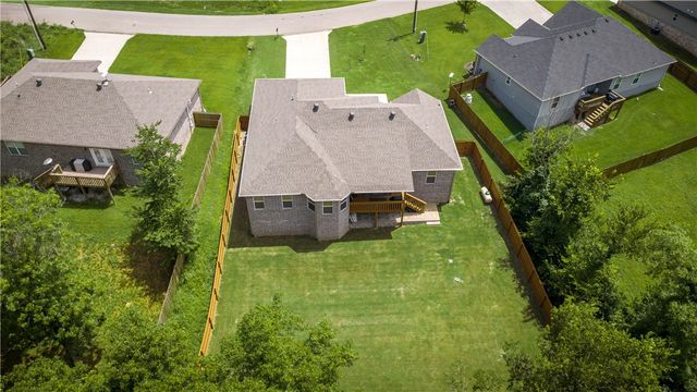 30 Birsay Circle, Bella Vista, AR 72715