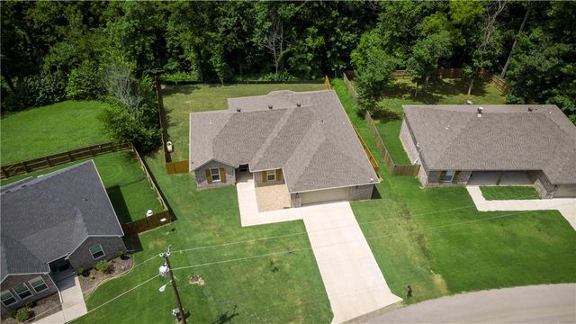 30 Birsay Circle, Bella Vista, AR 72715