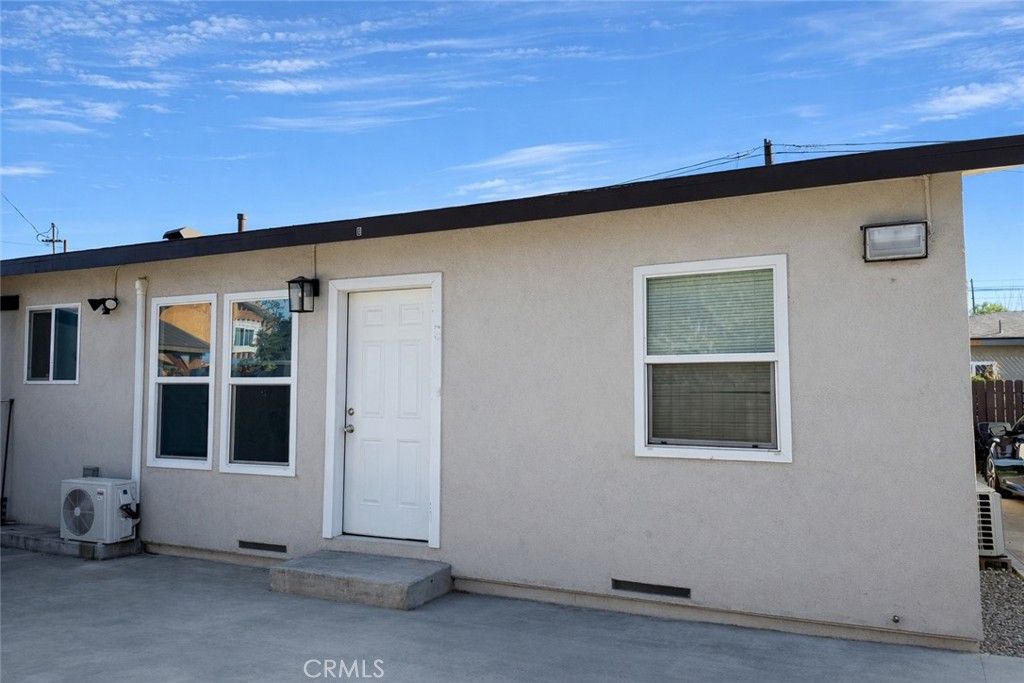 455 Pear Street, San Bernardino, CA 92410