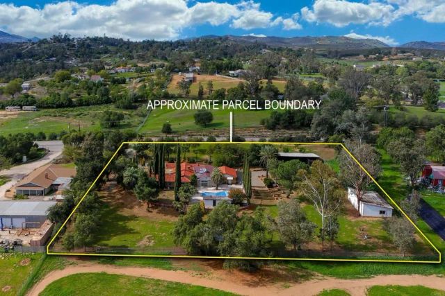 1077 Pine Street, Ramona, CA 92065